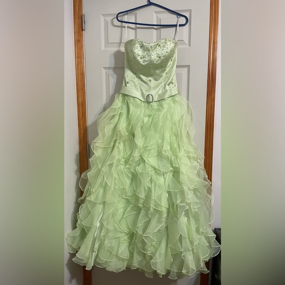 Camille La Vie Green Ruffled Long Gown - Picture 1 of 7